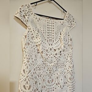 Beautiful WHBM white Lace Dress 8